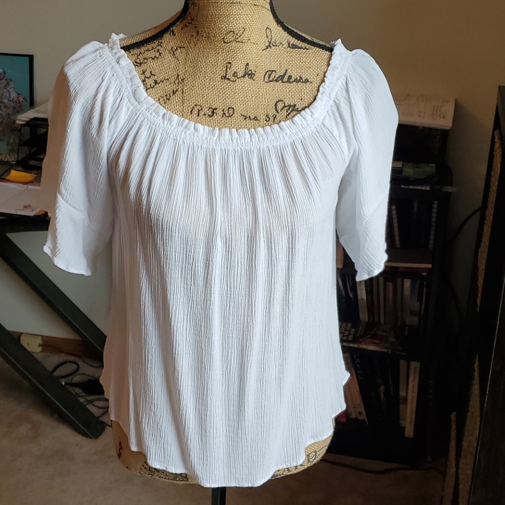 Maurices off the shoulder white top size Medium